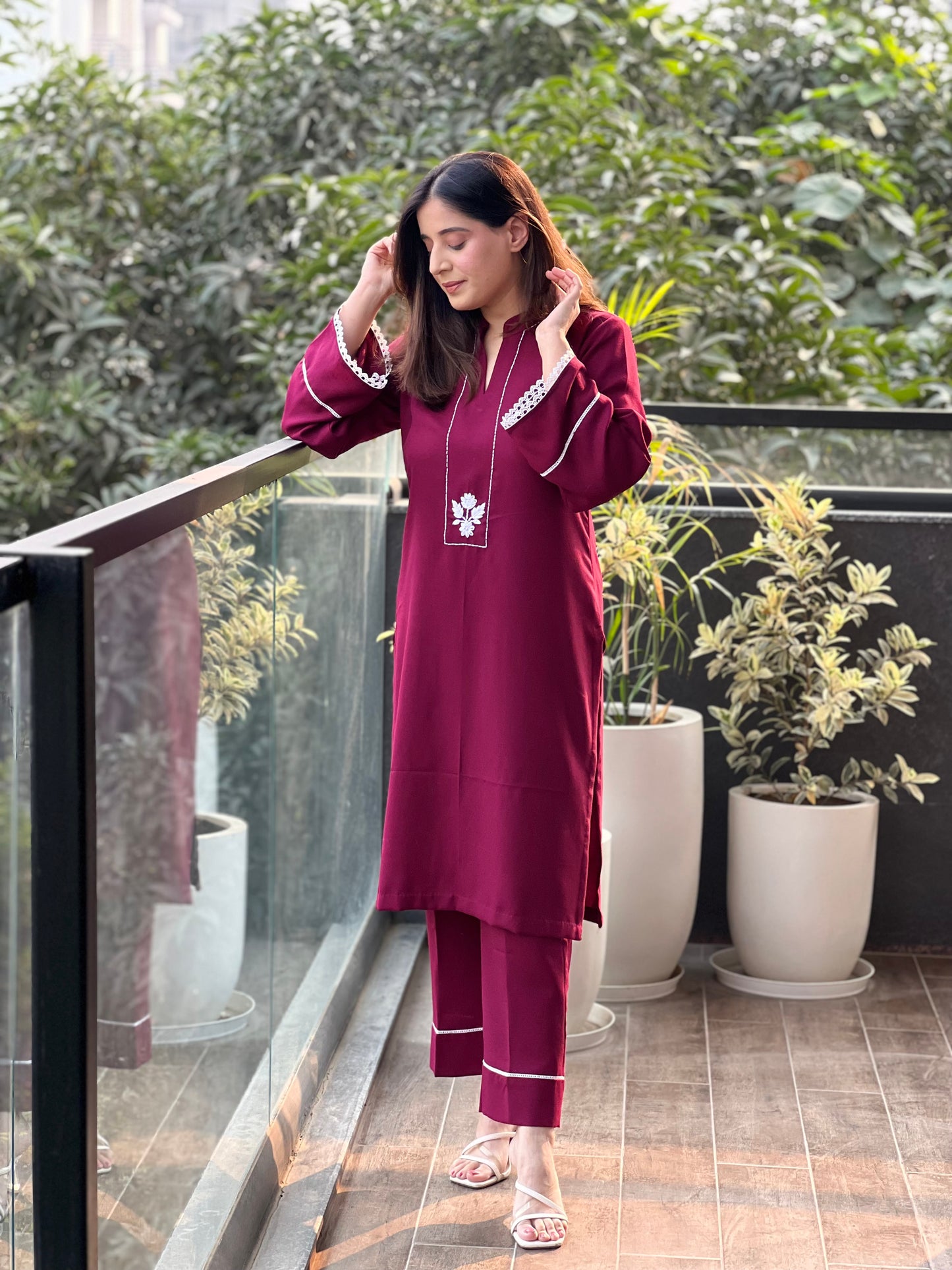 Pashmina Co-ord with Hand Embroidery