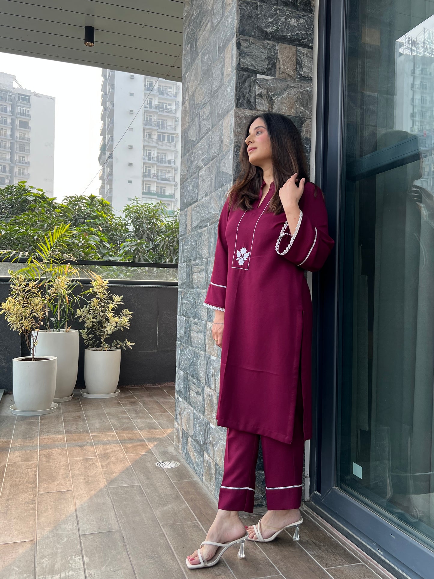 Pashmina Co-ord with Hand Embroidery